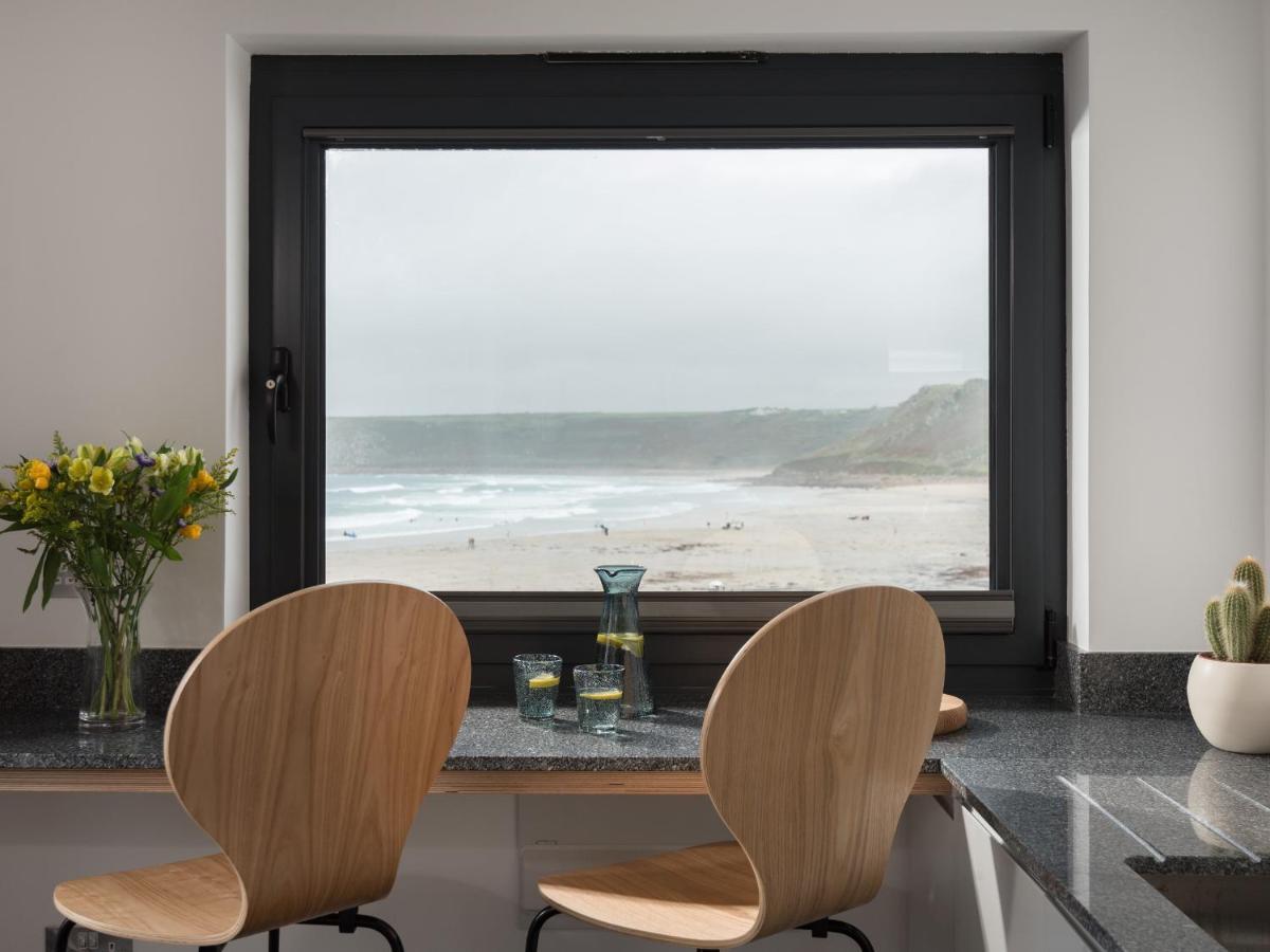 The Old Beach Store Sennen Cove Exterior photo